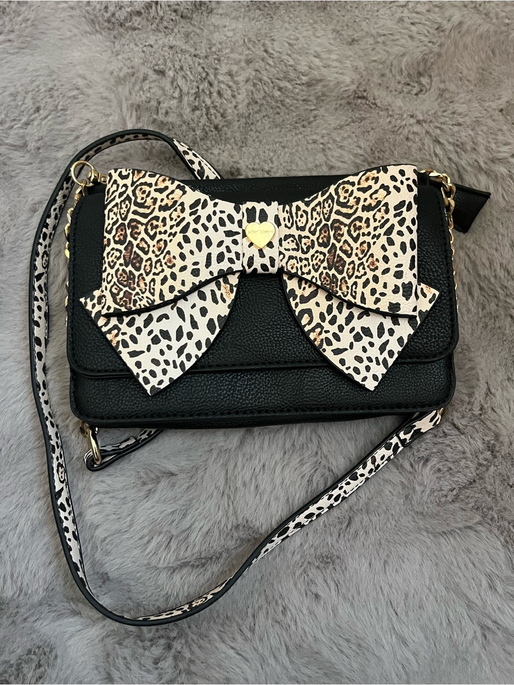 Betsey Johnson leopard bow crossbody purse